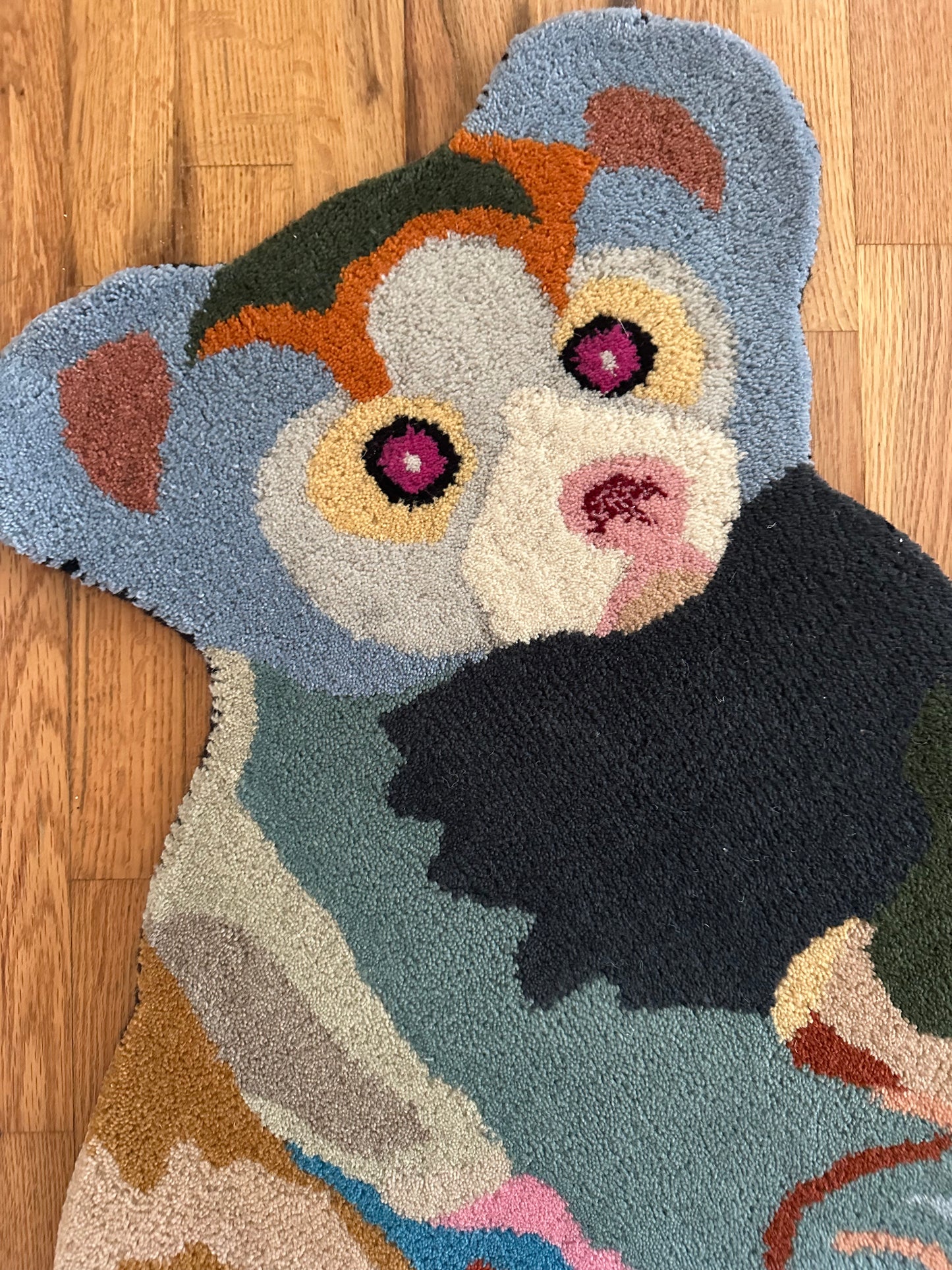 Modern Hand-Tufted Wool Koala Accent Rug - 2' x 3'
