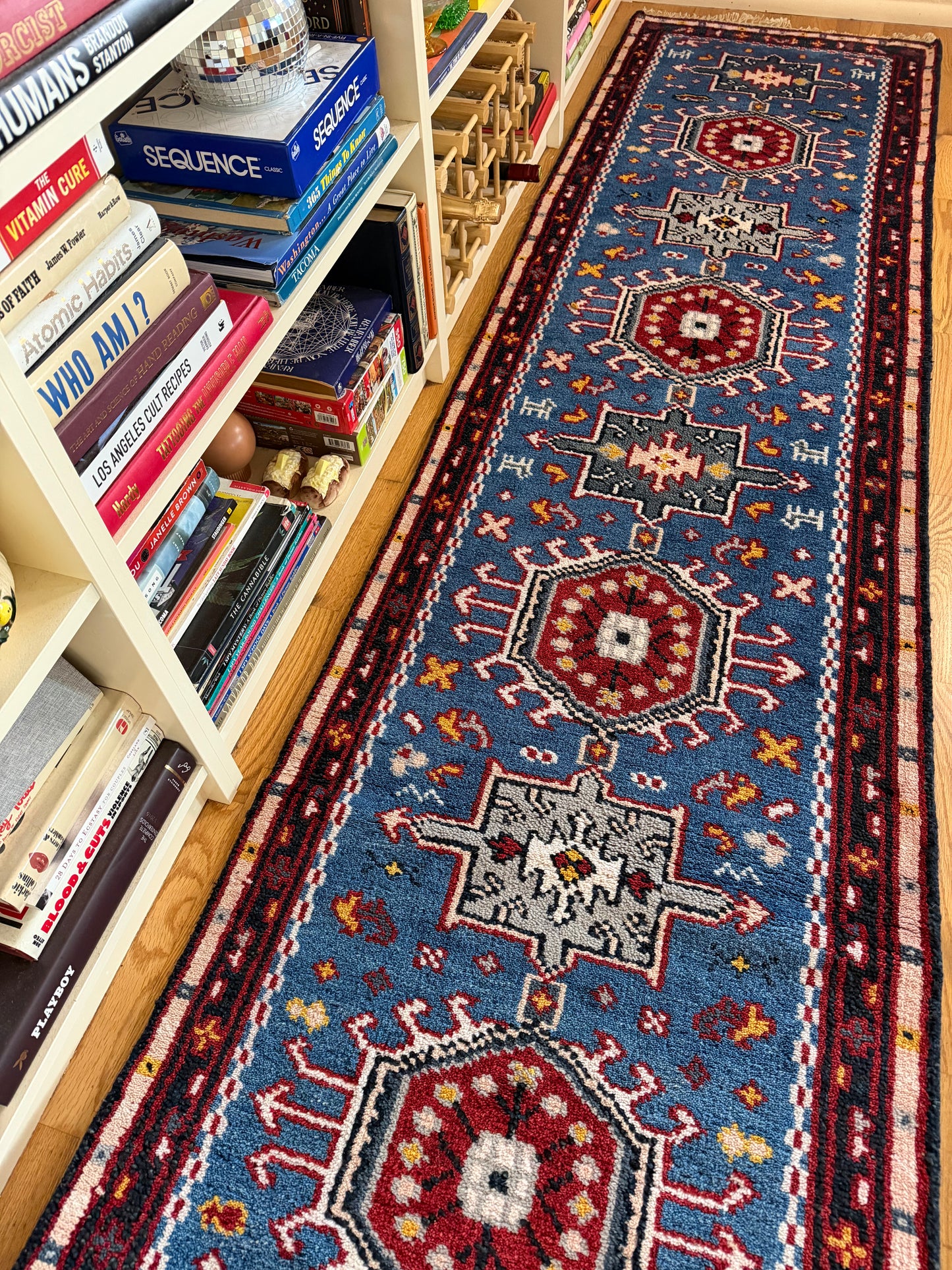 Fable | Modern Hand-Tufted Wool Runner • 2'5" x 10'3"