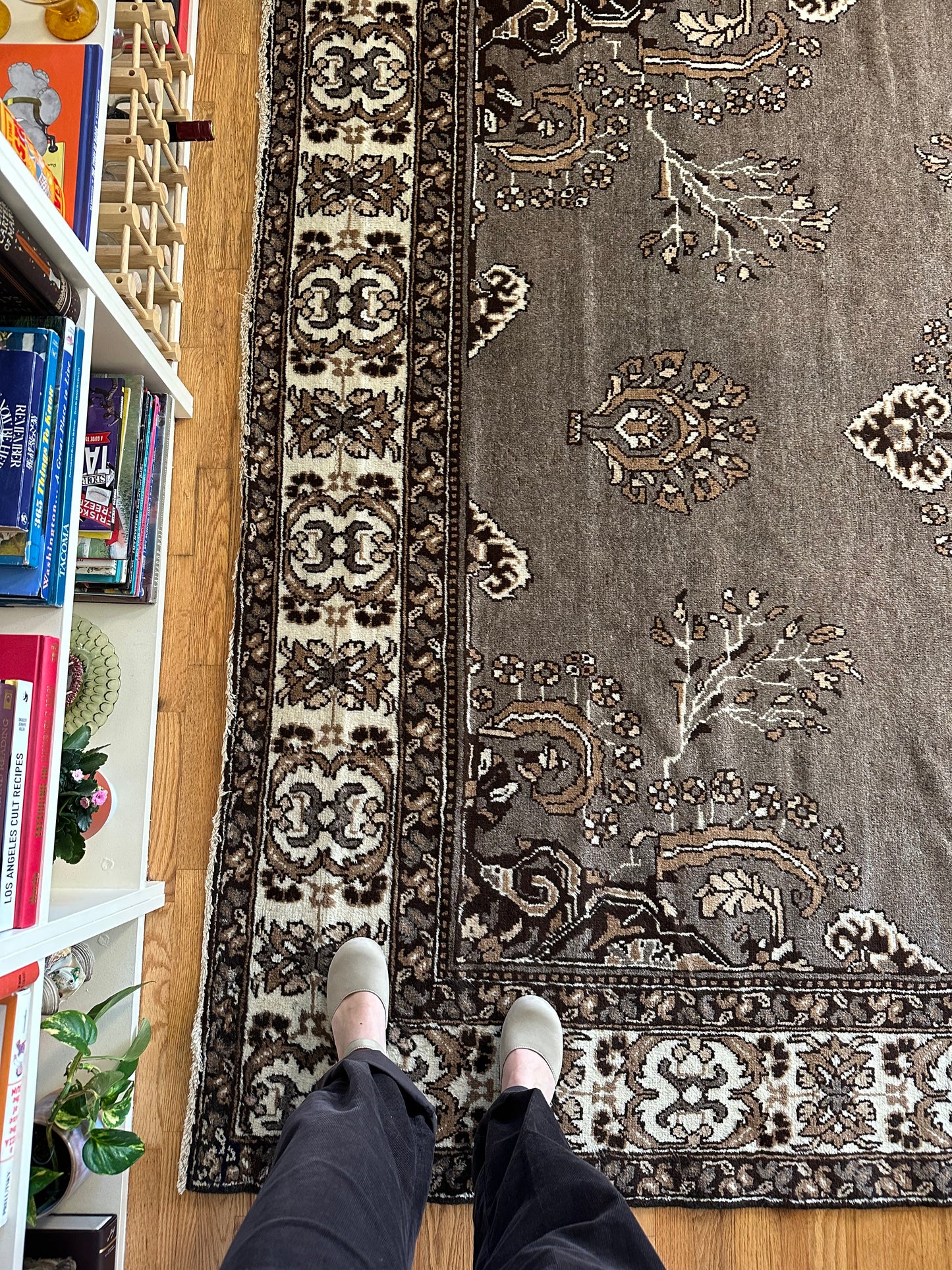 Oversized Vintage Neutral Wool Rug – 11’4” x 8’