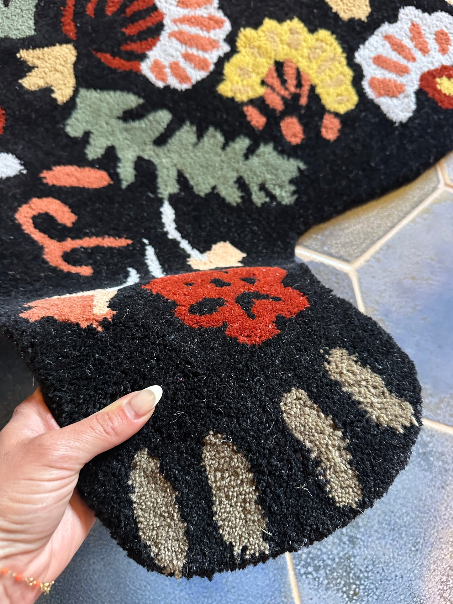 Folk Bear Rug - Modern Wool Tufted Accent Rug - 3 x 5
