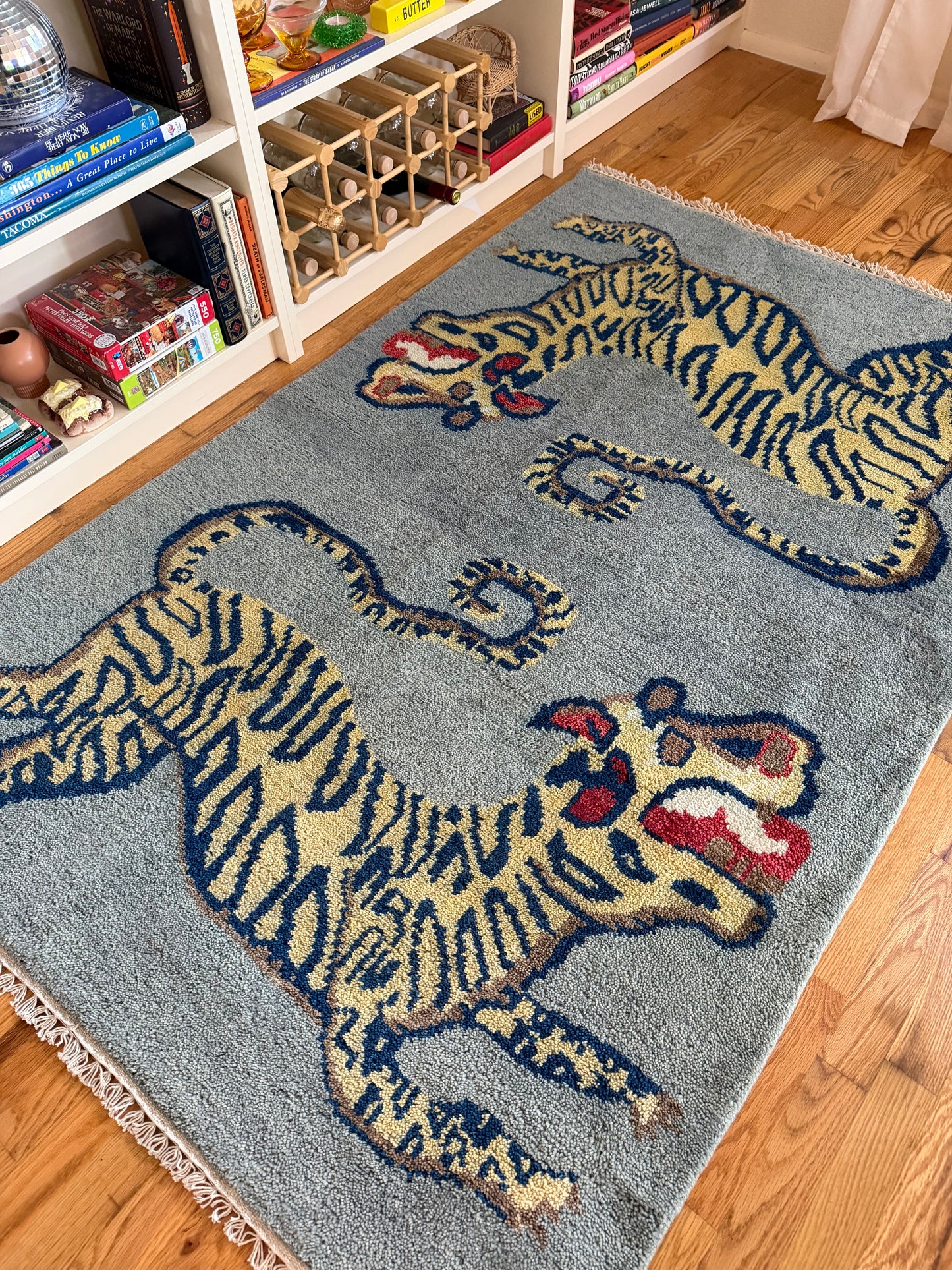 Twin Tigers - Modern Wool Hand-Tufted Area Rug - 4 x 6