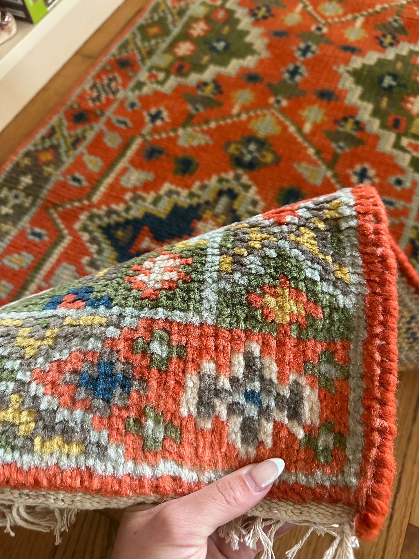 Clementine - Modern Wool Hand-Tufted Runner - 2' x 5'9"