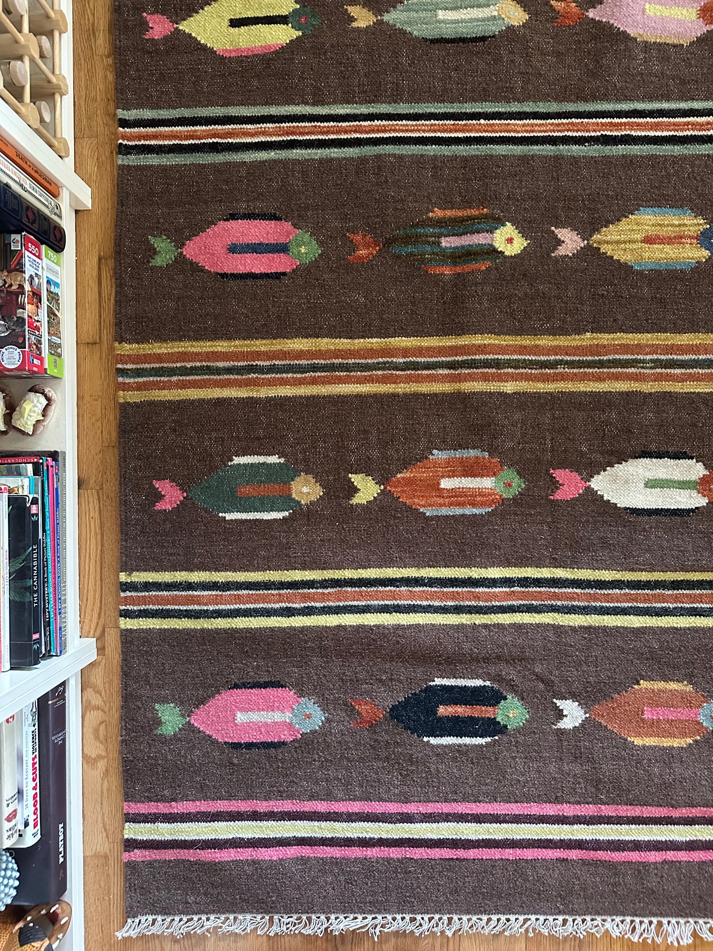 Espresso Current - Modern Wool Kilim Fish Area Rug - 5' x 8'