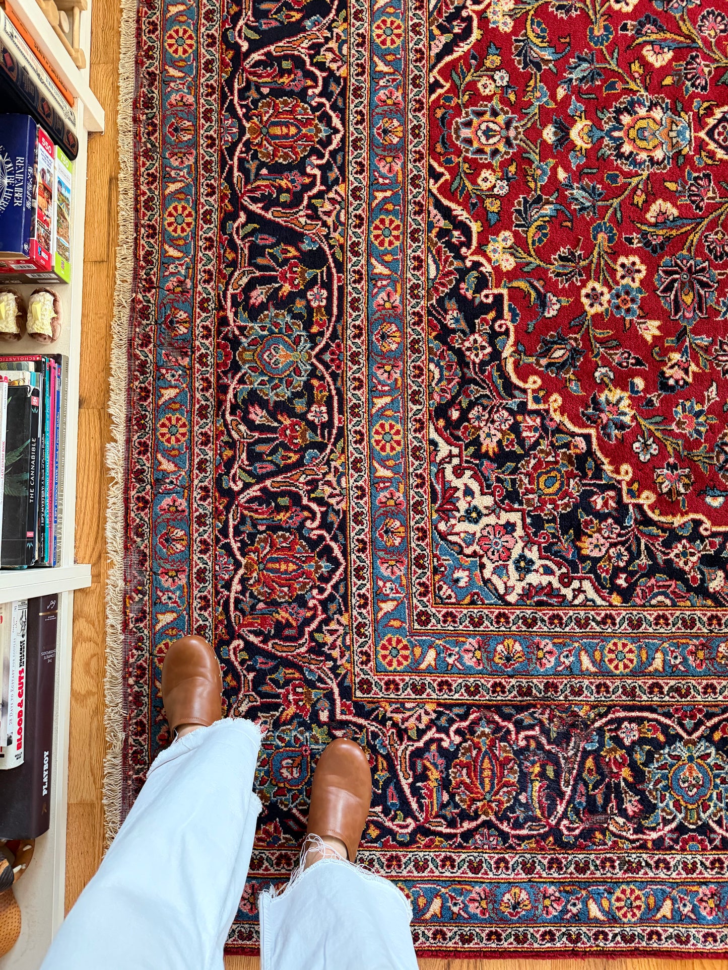 Kashan Royale | Vintage Persian Kashan Rug • 9'1" x 12'3"