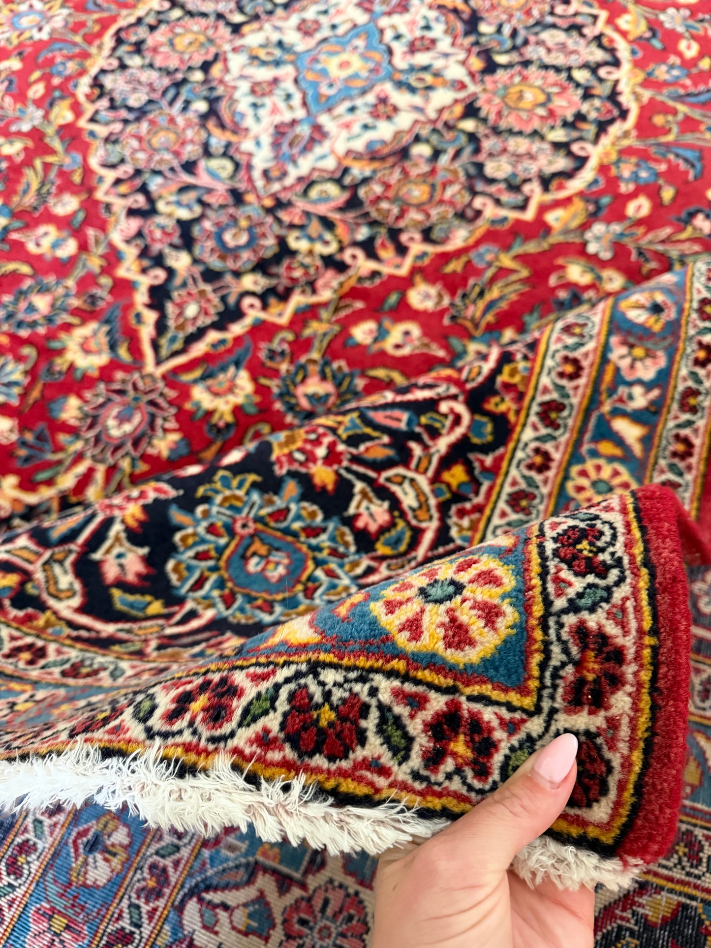 Kashan Royale | Vintage Persian Kashan Rug • 9'1" x 12'3"