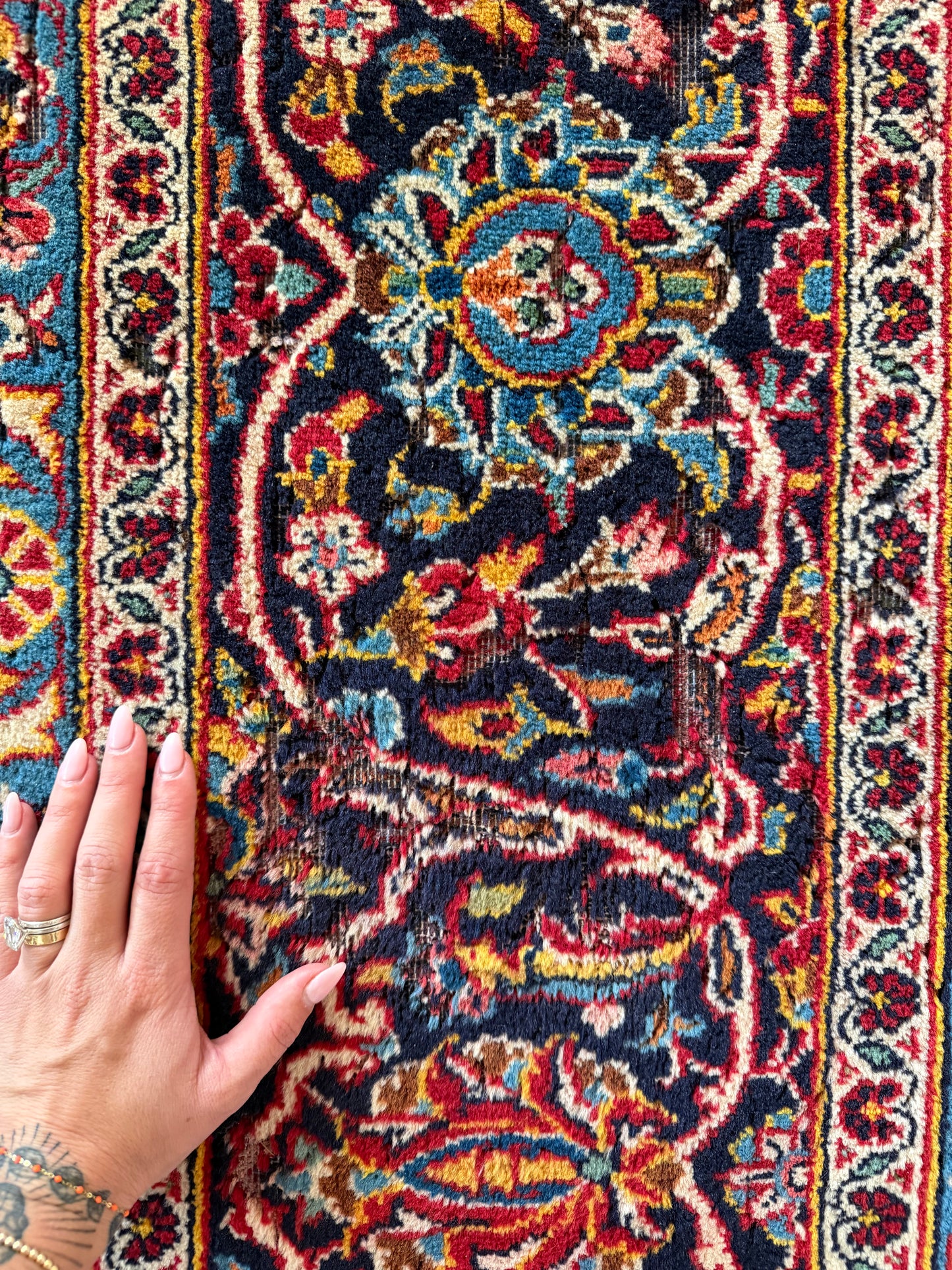 Kashan Royale | Vintage Persian Kashan Rug • 9'1" x 12'3"