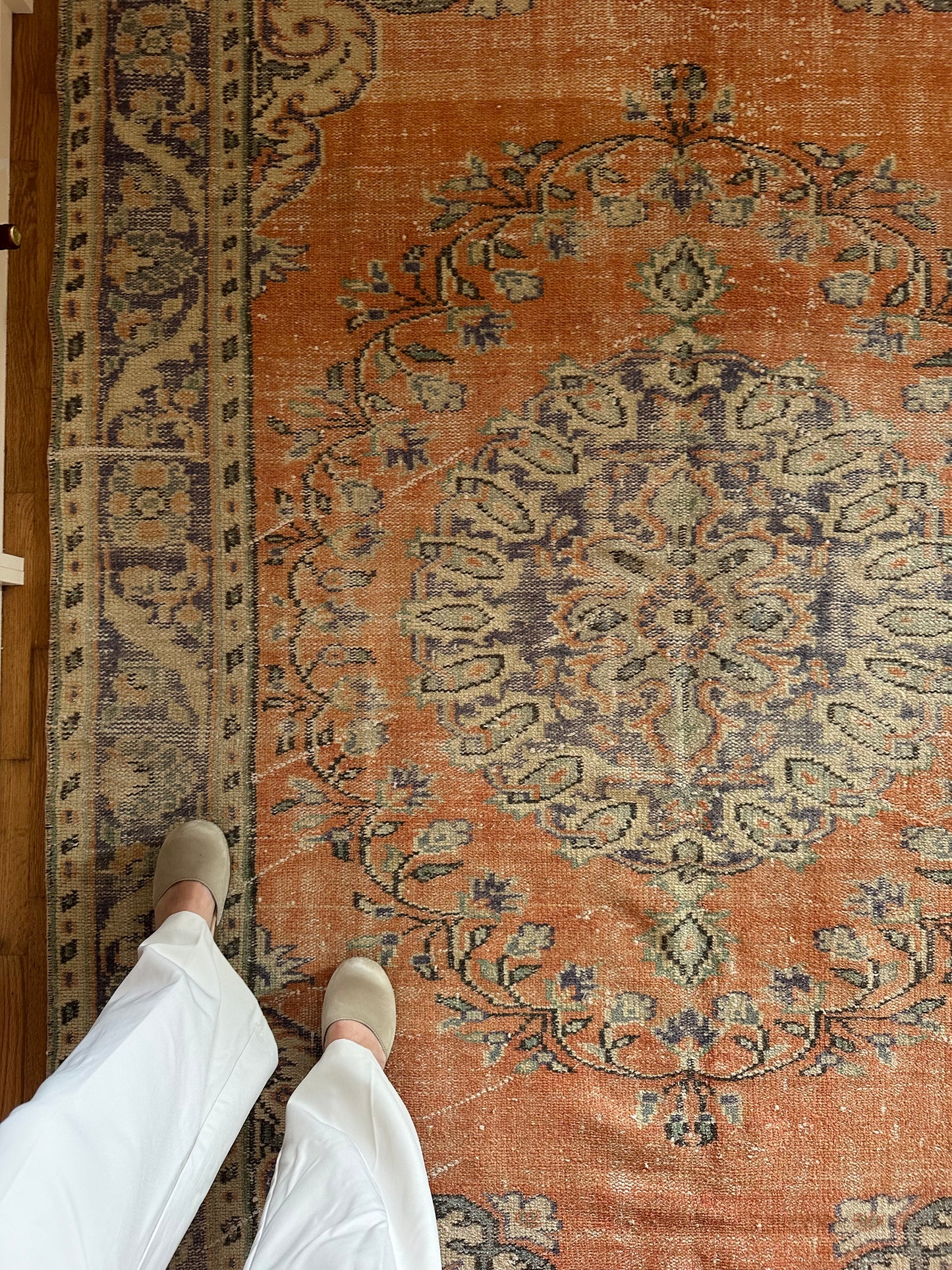 Terracotta Bloom - Vintage Low-Pile Wool Rug - 5'9" × 8'9"