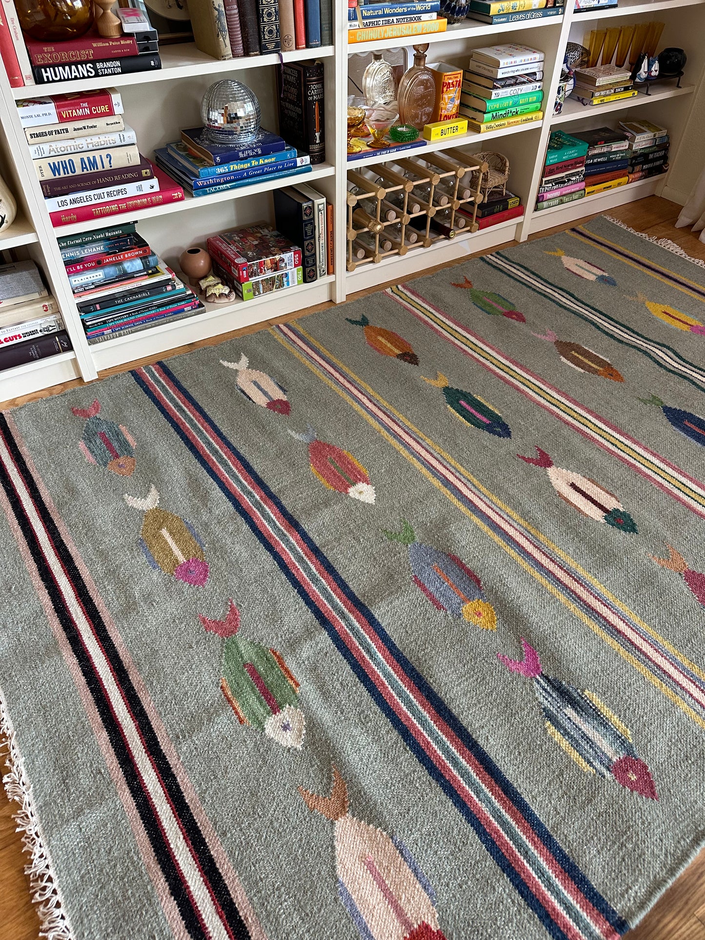 Mist Blue Modern Wool Fish Rug - 5 x 8