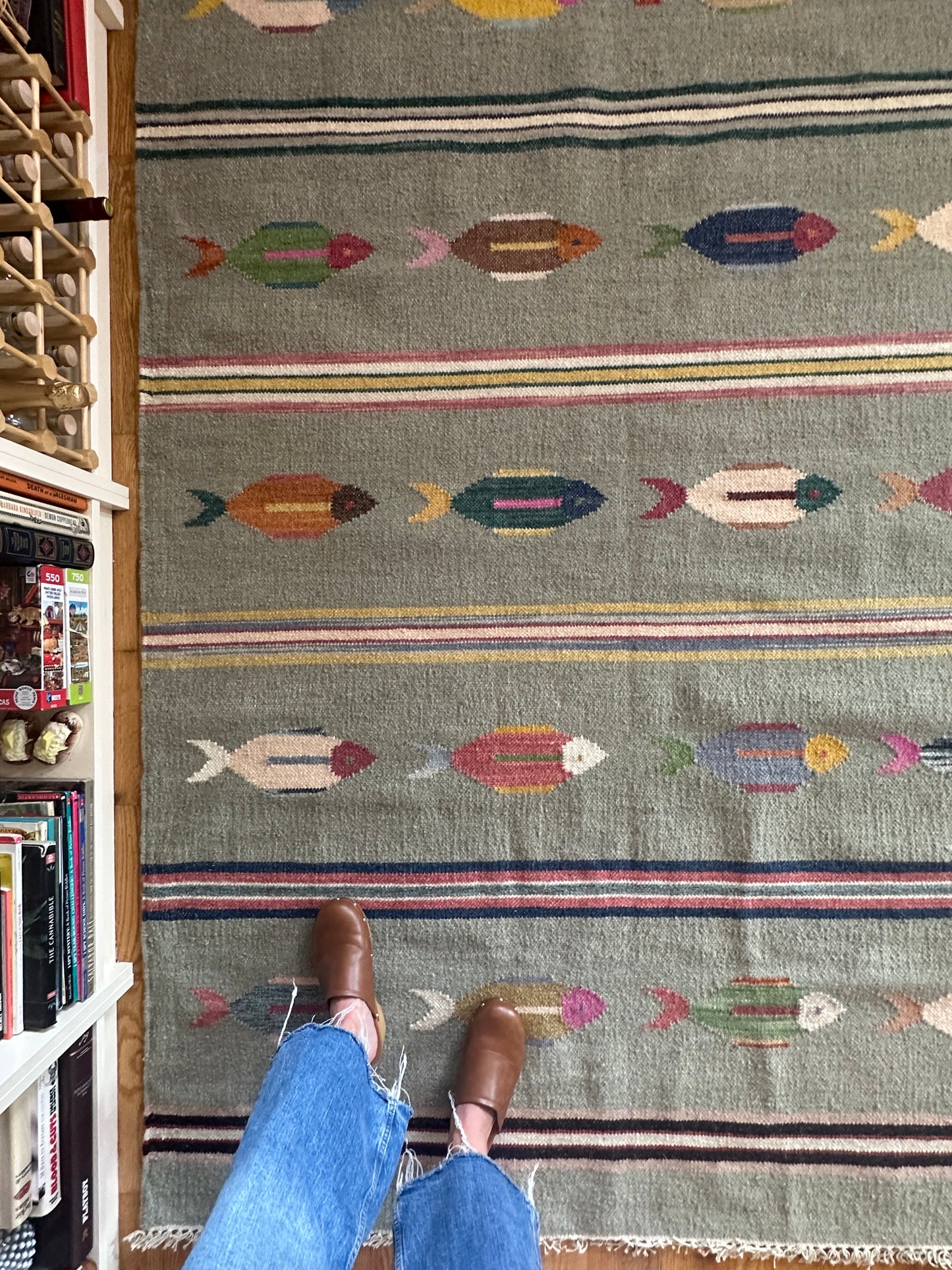 Mist Blue Modern Wool Fish Rug - 5 x 8