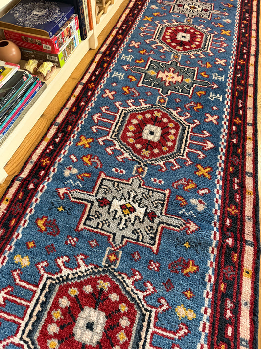 Fable | Modern Hand-Tufted Wool Runner • 2'5" x 10'3"