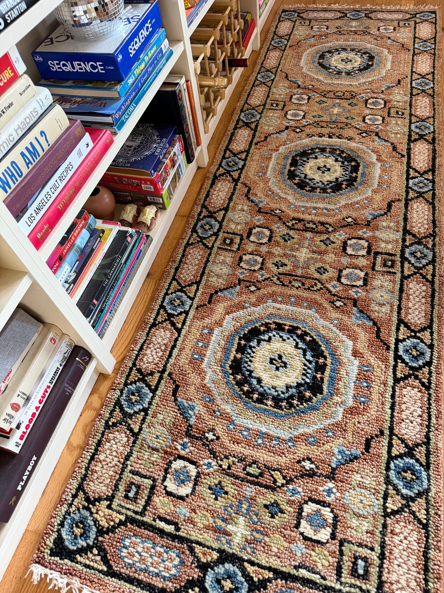 Mabel | Modern Wool Hand-Tufted Runner • 2'5" x 8'