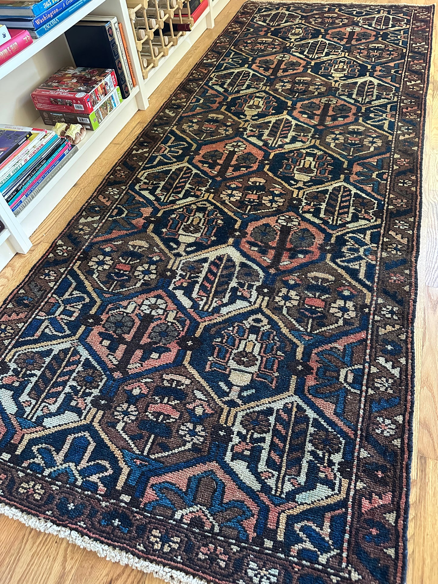 Vintage Persian Bakhtiari Runner – 8’4” x 3’1”