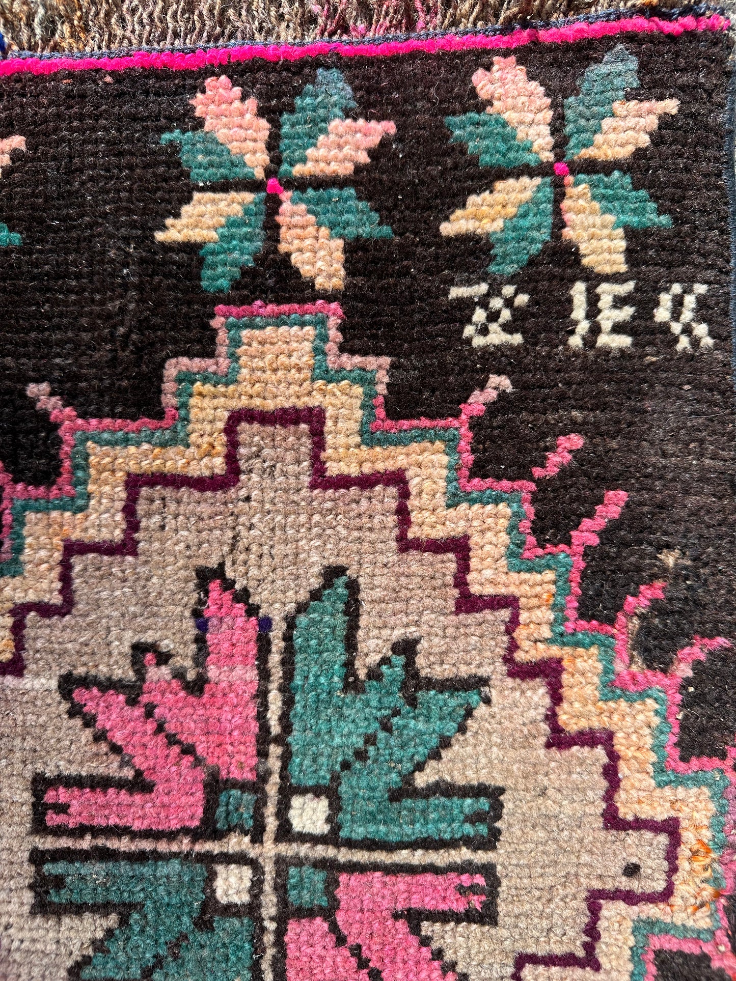 Electric Cocoa Mini Runner – Vintage Geometric Wool Rug – 1’2” x 2’11”