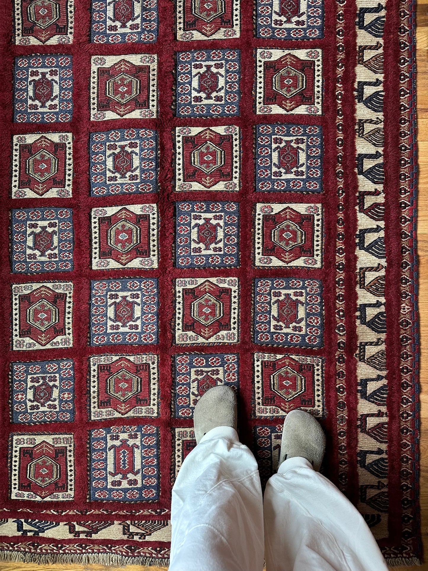 Carmine Mosaic Carved Wool Rug - 4'2" x 6'